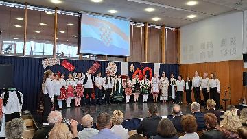 Sveanim programom obiljeeno etrdeset godina Hrvatske gimnazije u Peuhu
